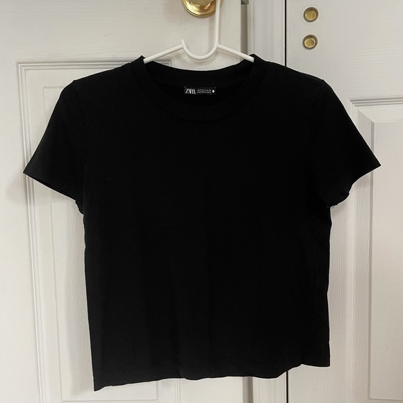 Zara black tee - Picture 2 of 3